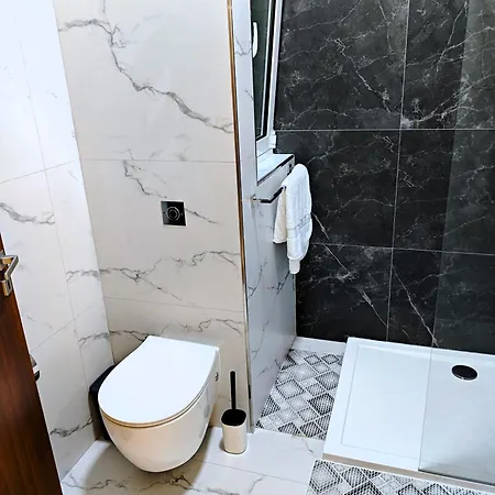 Contemporary St Julians Comfort Lejlighed