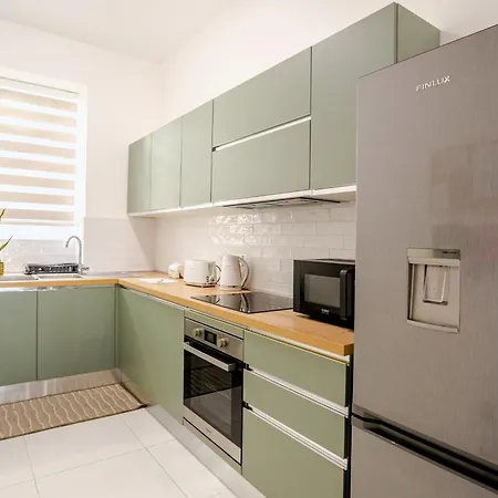 Contemporary St Julians Comfort Lejlighed