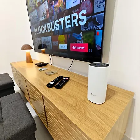 Contemporary St Julians Comfort Apartmán