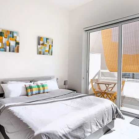 Contemporary St Julians Comfort Apartmán